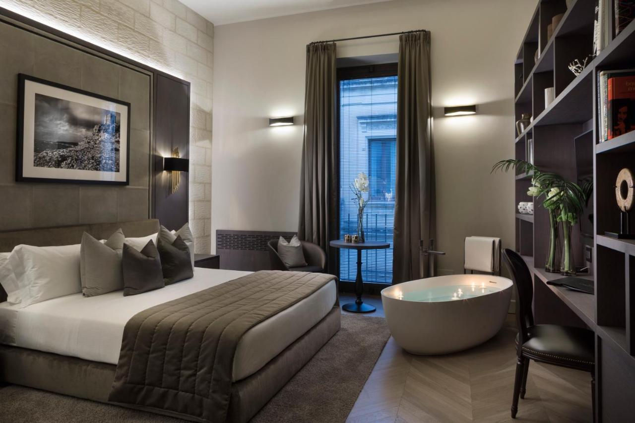 Mine & Yours Lecce Hotel ภายนอก รูปภาพ