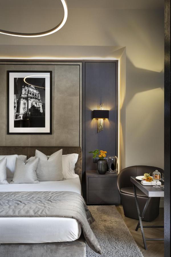 Mine & Yours Lecce Hotel ภายนอก รูปภาพ